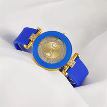 Load image into Gallery viewer, Minimalist Diamond Design Silica Gel Strap Quartz Watch
