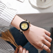 Load image into Gallery viewer, Minimalist Diamond Design Silica Gel Strap Quartz Watch
